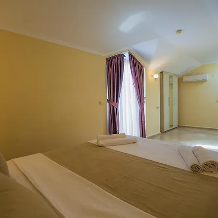 Sunset Club Aqualettings Pearl 9 别墅