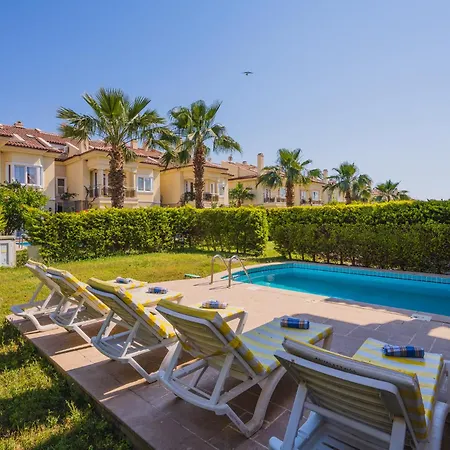 别墅 Sunset Club Aqualettings Pearl 9 *