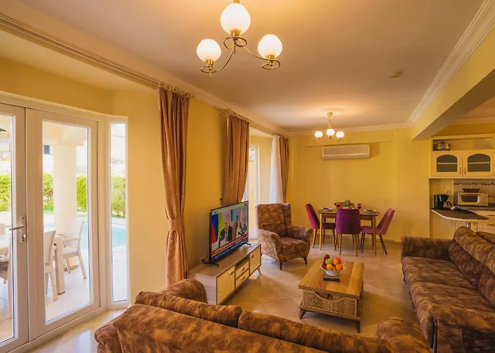 Sunset Club Aqualettings Pearl 9