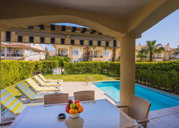 Sunset Club Aqualettings Pearl 9 Villa